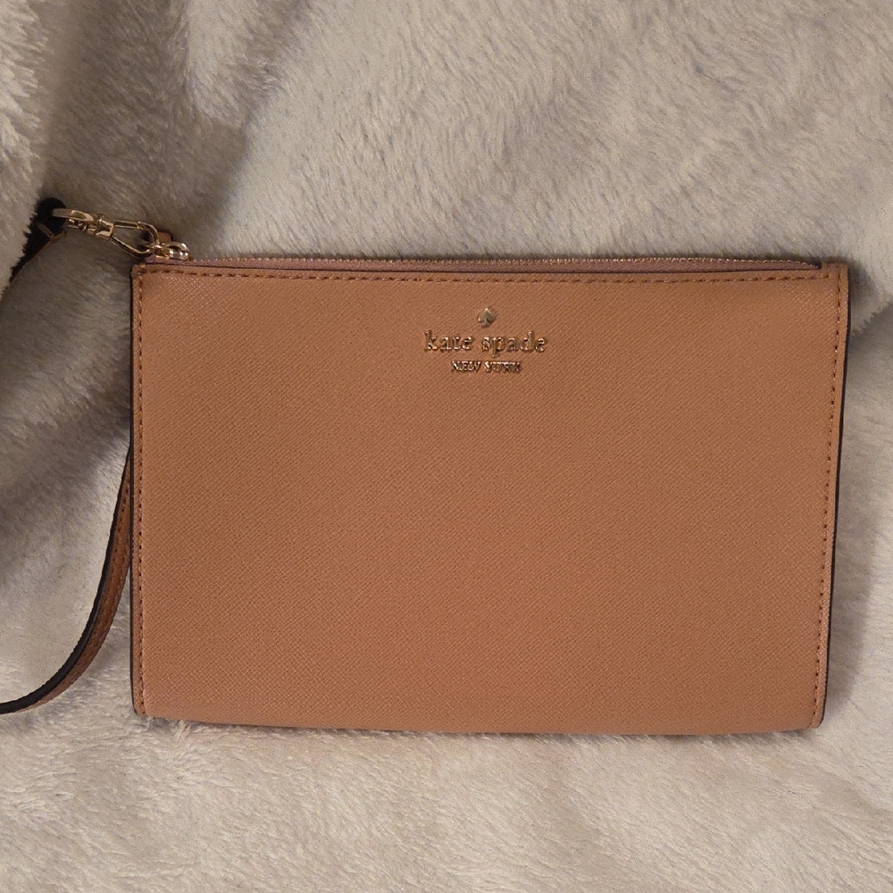 Kate Spade Tan Leather Wristlet with Saffiano Texture...EUC